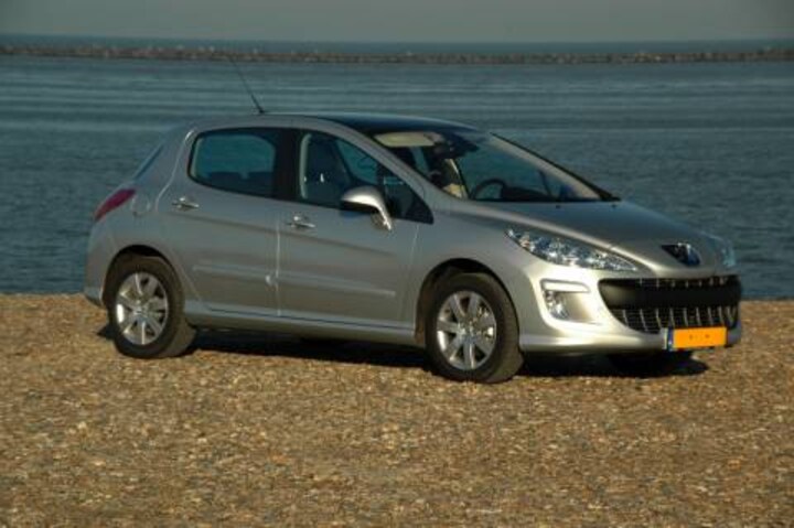 Peugeot 308 XT 1.6-16V HDiF 110pk (2007)