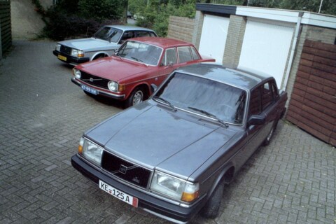 Volvo 240 GL 2.3