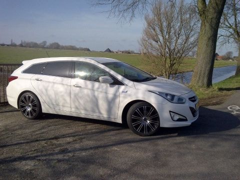 Hyundai i40 CW 1.7 CRDi Blue Business Edition (2012)