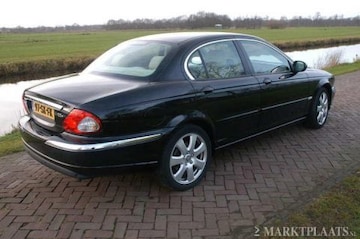 Jaguar X-Type 2.2D (2006)