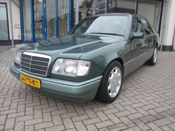 Mercedes-Benz E 250 Diesel (1994)