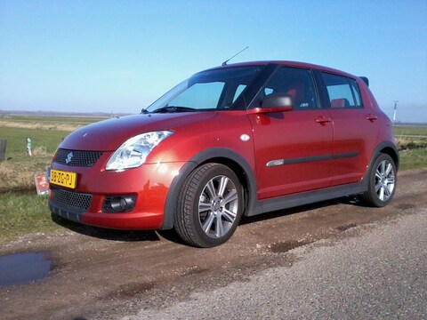 Suzuki Swift 1.5 Exclusive