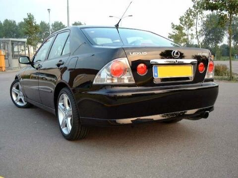 Lexus IS 200 Business (2004)