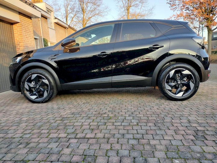 Renault Captur mild hybrid 160 Techno (2025)
