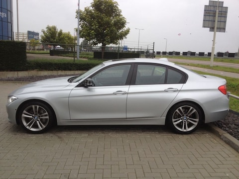 BMW 335i (2012)