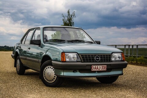 Opel Ascona 1.6 S LS
