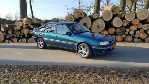 Opel Vectra 2.5i-V6 CDX