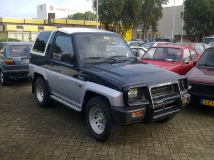 Daihatsu Feroza Resin-Top EL