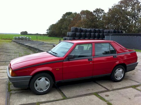 Alfa Romeo 75 1.8 i.e.