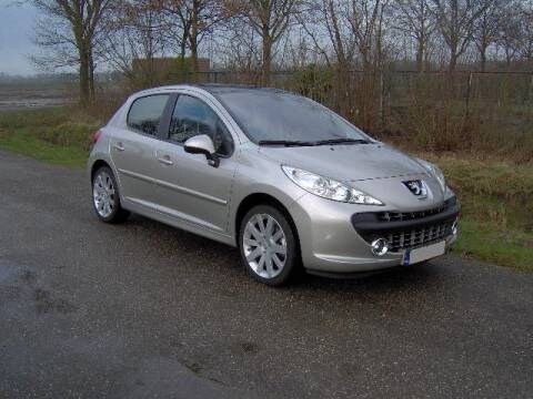 Peugeot 207 Féline 1.6 HDiF 16V 110pk (2006)