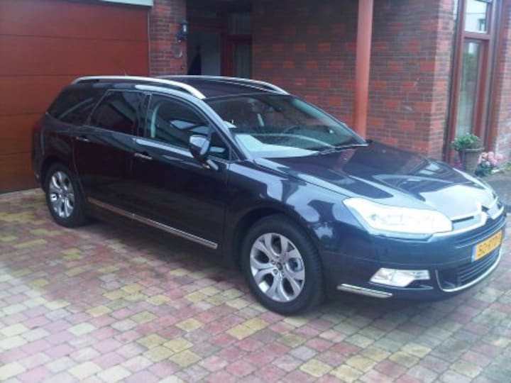 Citroën C5 Tourer 1.6 THP Ligne Business (2011)