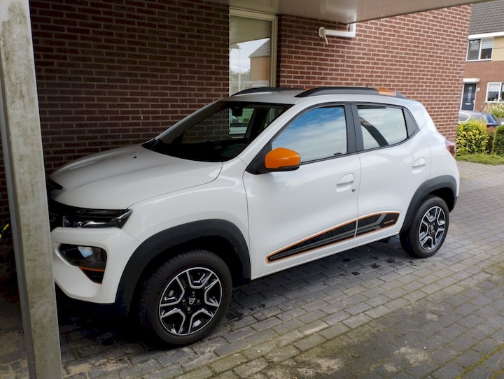 Dacia Spring Electric 45 Comfort Plus Orange Pack (2022)