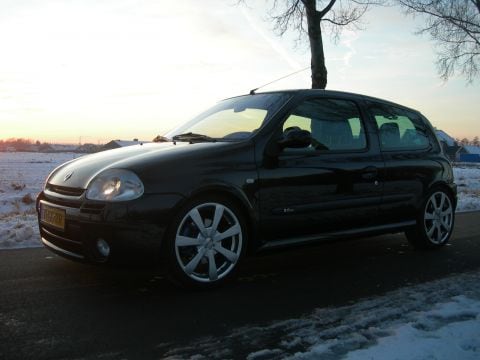 Renault Clio Sport 2.0 16V (2000)