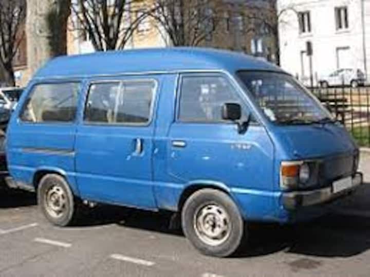 Toyota Hi Ace (1984)