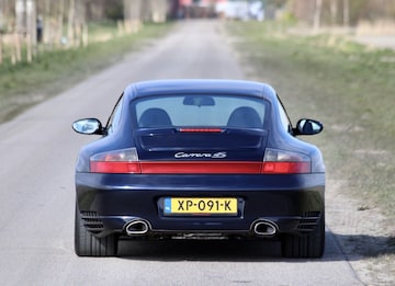 Porsche 911 Carrera 4S Coupé (2003)