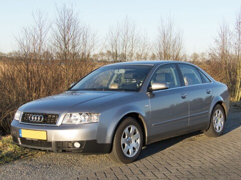 Audi A4 2.0 5V Pro Line