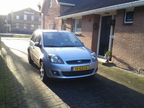 Ford Fiesta 1.25 82pk Trend