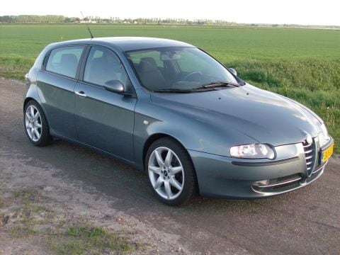 Alfa Romeo 147 1.6 T.Spark 16V Progression (2003)