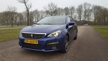 Peugeot 308 SW Allure 1.2 PureTech 130 (2018)