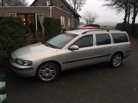 Volvo V70 2.4 170pk (2002)