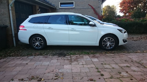 Peugeot 308 SW Allure 1.6 BlueHDi 120
