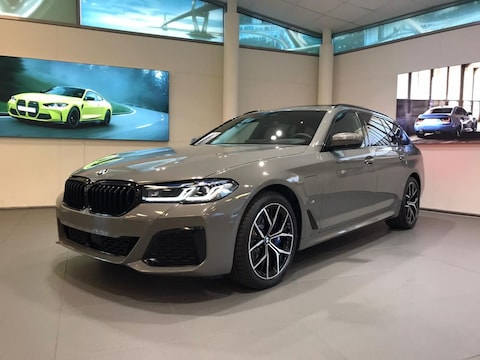 BMW 530e xDrive Touring Business Edition Plus