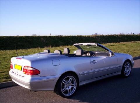 Mercedes-Benz CLK 230 Kompressor Cabr. Avantgarde (2003)