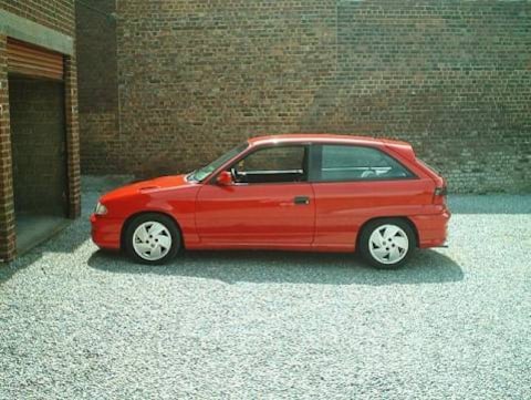 Opel Astra 1.6i-16V Sport (1995)