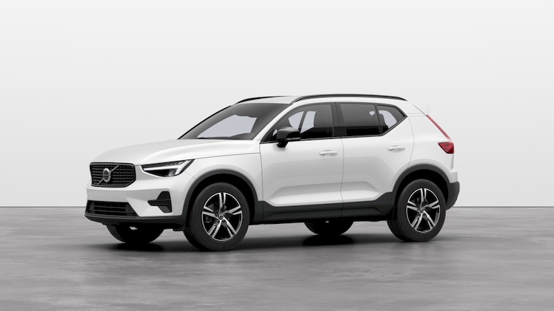 Volvo XC40 B4 Plus (2025)
