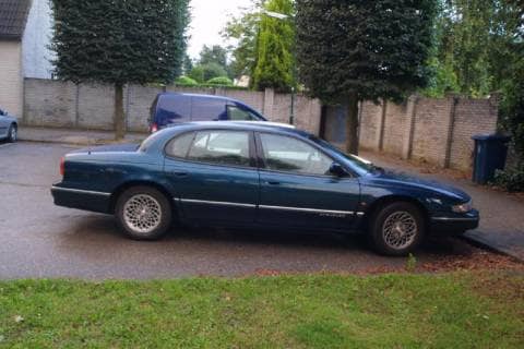 Chrysler New Yorker 3.5i V6 24V (1996)