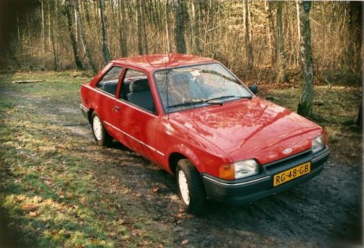 Ford Escort 1.6 D CL