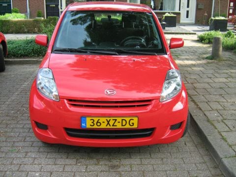 Daihatsu Sirion 2 1.0 12V DVVT Premium (2007)