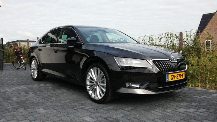 Skoda Superb 2.0 TDI 150pk Greentech Ambition Businessli (2015)