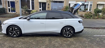 Volkswagen ID.7 Tourer 77kWh 286pk Limited Edition Plus (2025)