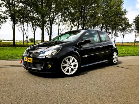 Renault Clio Sport 2.0 16V F1 Team