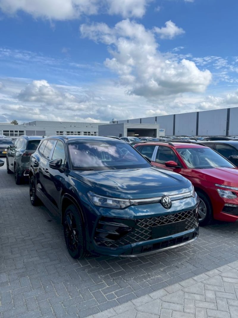 Volkswagen Tayron 1.5 eHybrid 272pk R-Line Edition (2025)