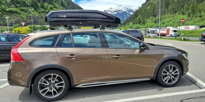 Volvo V60 Cross Country D4 Business Summum (2016)