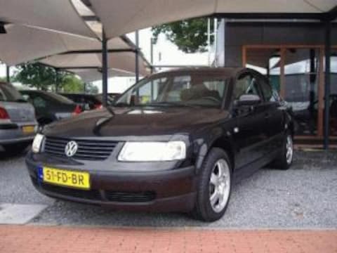 Volkswagen Passat 1.9 TDI 115pk (2000)