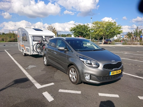 Kia Carens 1.6 GDI DynamicLine (2015)