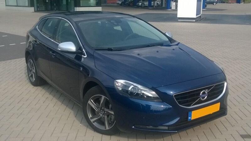 Volvo V40 D4 Business Ocean Race (2014)