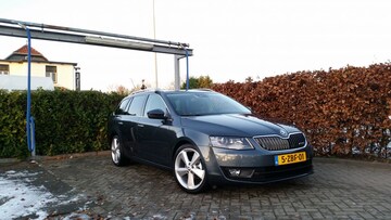 Skoda Octavia Combi 1.6 TDI Greenline Businessline (2014)