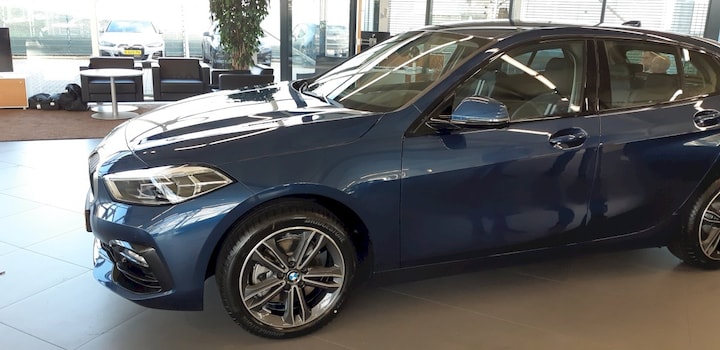 BMW 116i (2022)