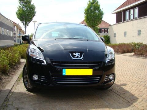 Peugeot 5008 Blue Lease Executive 2.0 HDiF (2010)
