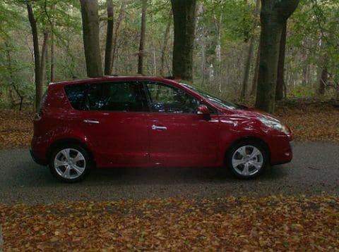Renault Scénic 1.5 dCi 110 Dynamique (2009)
