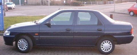 Ford Escort 1.8 D CLX (1995)