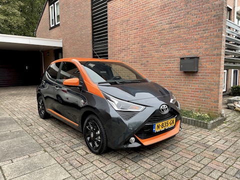 Toyota Aygo 1.0 VVT-i x-JBL