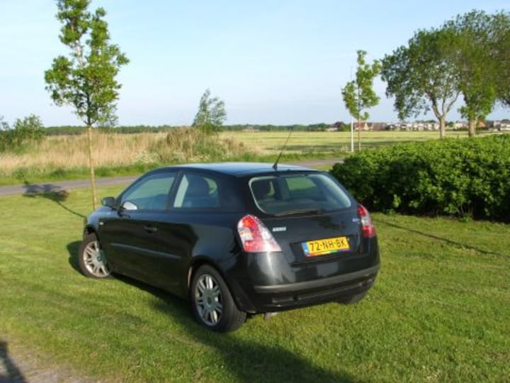 Fiat Stilo 1.9 JTD 80 Active (2003)