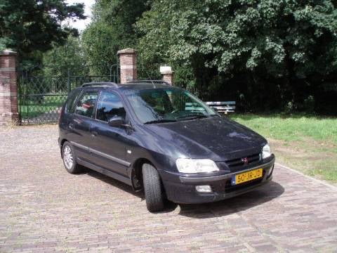 Mitsubishi Space Star 1.8 GDI Avance (2001)