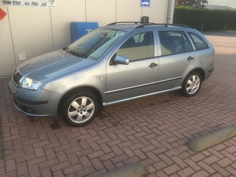 Skoda Fabia Combi 1.4 16V 100pk Equipe Plus