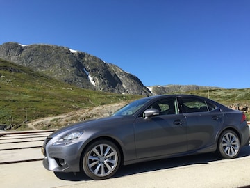 Lexus IS 300h Business Line (2014)